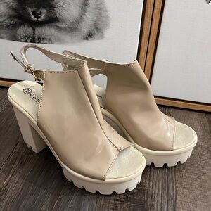 Elegant Beige Platform Sandals